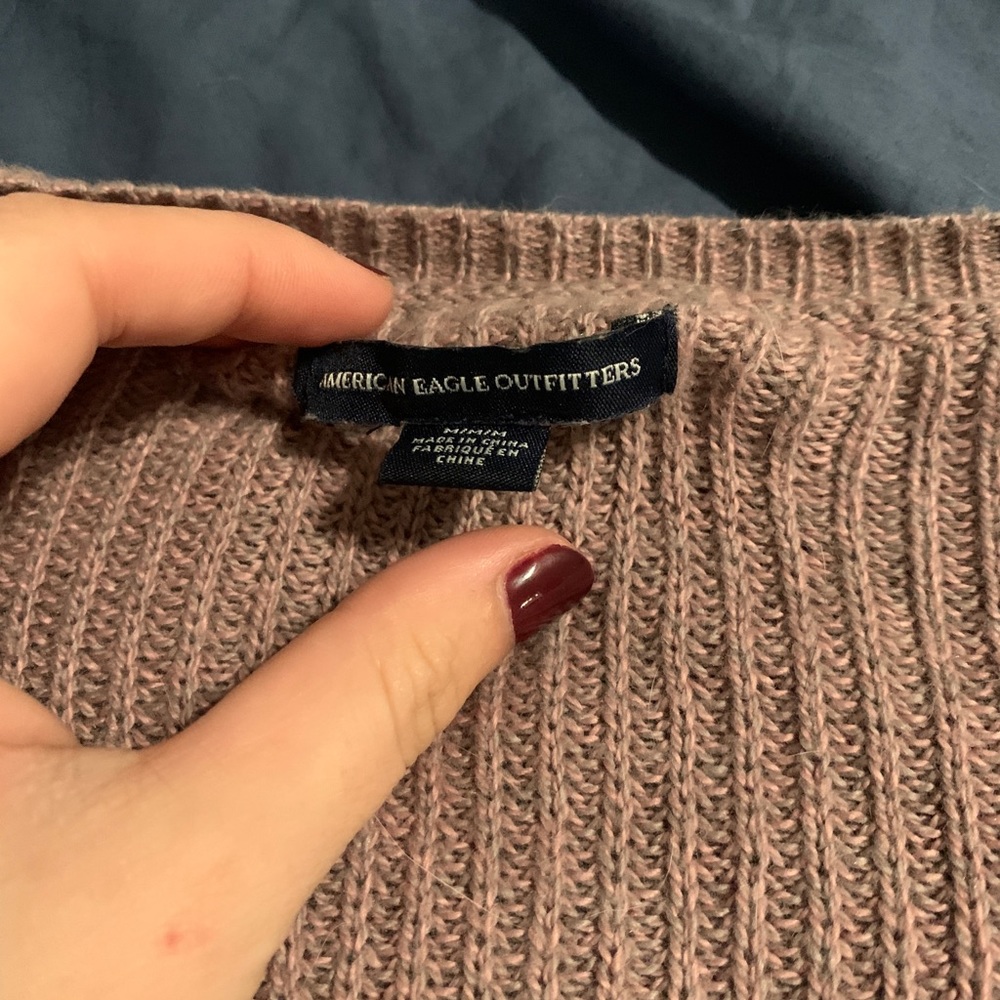 Sweaters - Picture 6 of 7